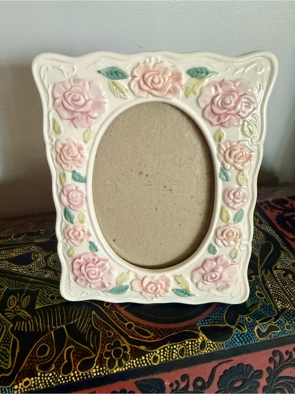 Vintage Ceramic Rose Picture Frame Oval 1990’s Shabby Chic Cottagecore